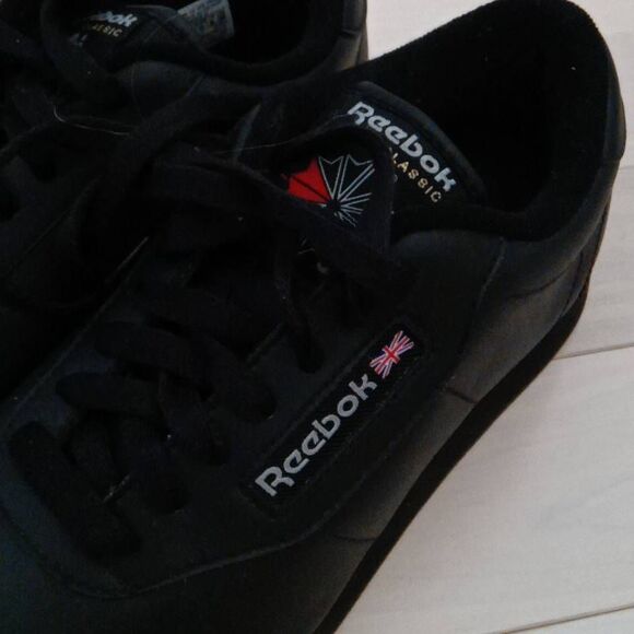 Reebok Women's Classic Princess Aerobics Low-Cut Sneakers Shoe, Black Size 9 - Picture 5 of 7